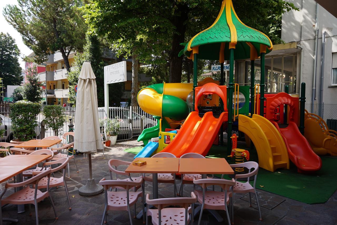 Hotel Angelus Rímini Exterior foto
